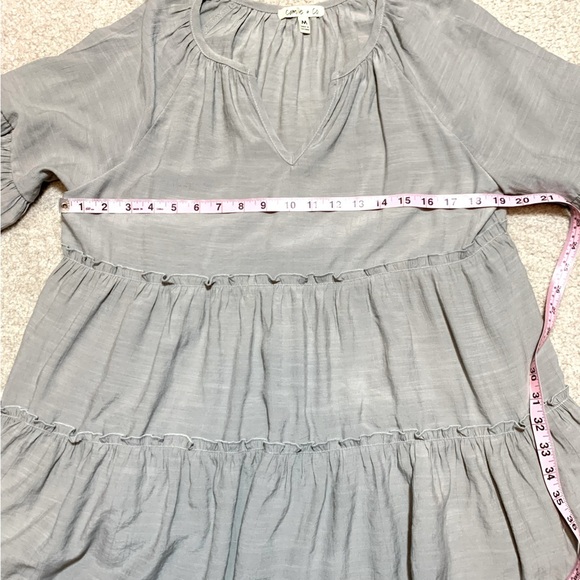 Camille &Co Gray Ruffled Tiered Boho Tunic with V-Neck Rayon Blend Women Medium - Picture 3 of 7